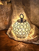 lantern color